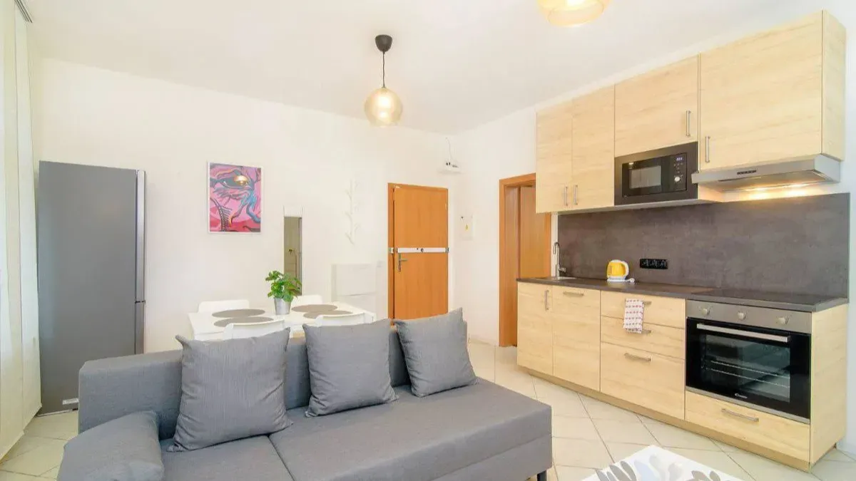 Pronájem bytu 2+kk 50m² Praha - Karlín
