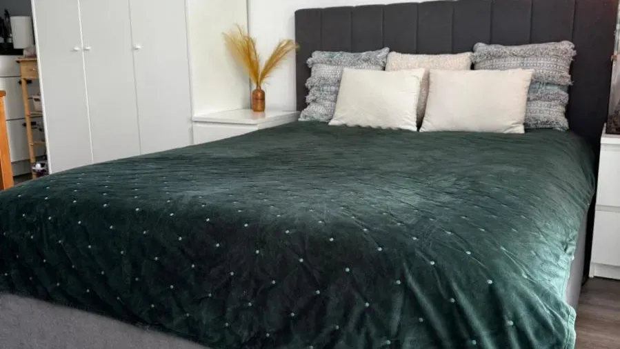 Pronájem bytu · 1+kk · 32 m²