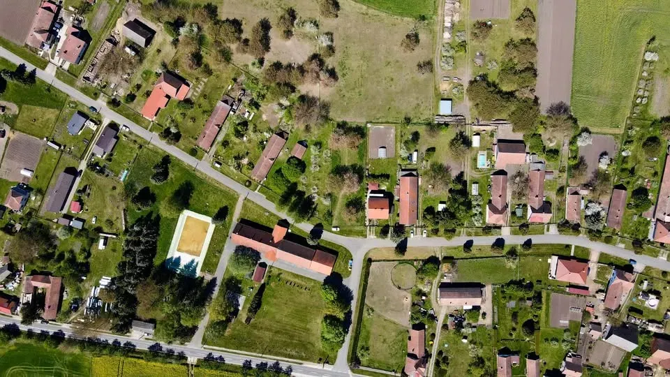 Pozemek 1 213 m² v Kozojídkách u Vinar