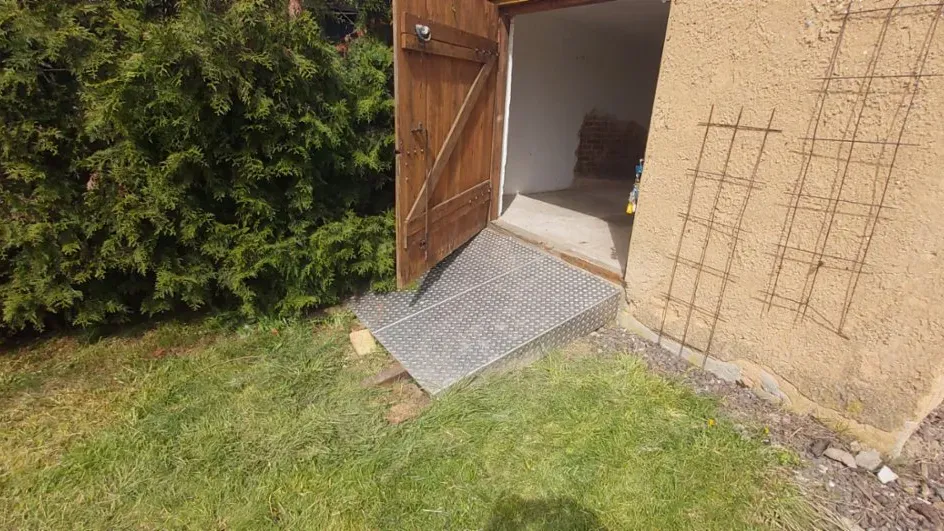 Pronájem části zahrady 180 m² a stavby Rokycany 15 m²